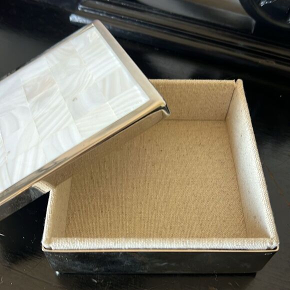 Set of 4 Trinket Boxes - Picture 7 of 12